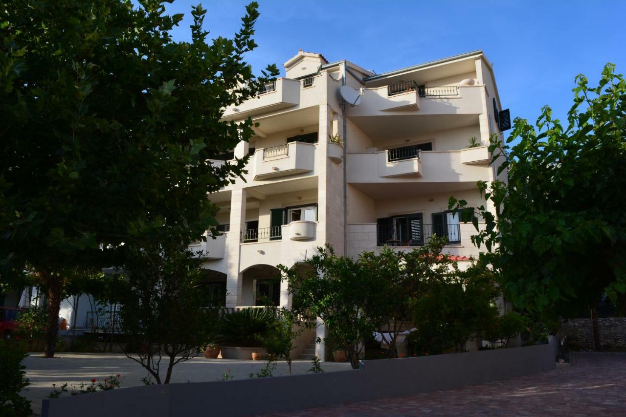 Apartment Lili Tucepi
